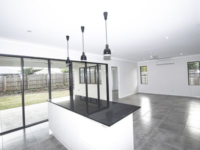 61 Perserverance Street, Redlynch
