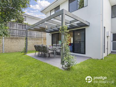 4 Bartholomew Circuit, Moorebank