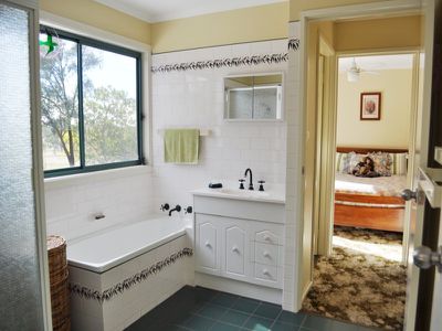 261 Sawyer Road, Jindera