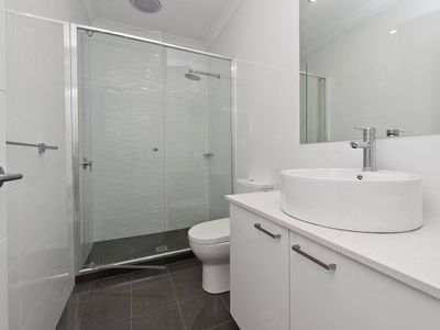 7/90* Albert Street, Osborne Park