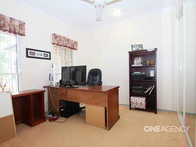 77 Bowerbird Avenue, Eli Waters