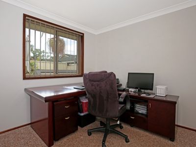 2 / 4 Ball Place, Albion Park Rail