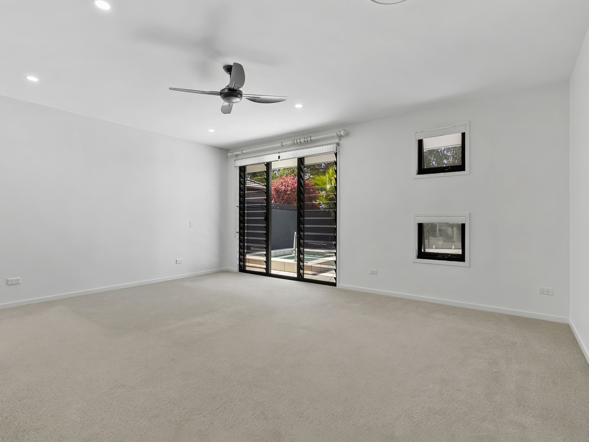 28 Selkirk Way, Peregian Springs