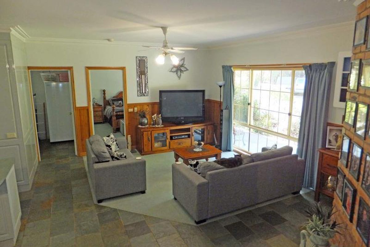 100 The Avenue , Kyabram