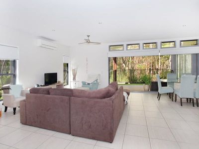 3 / 221 The Avenue, Peregian Springs