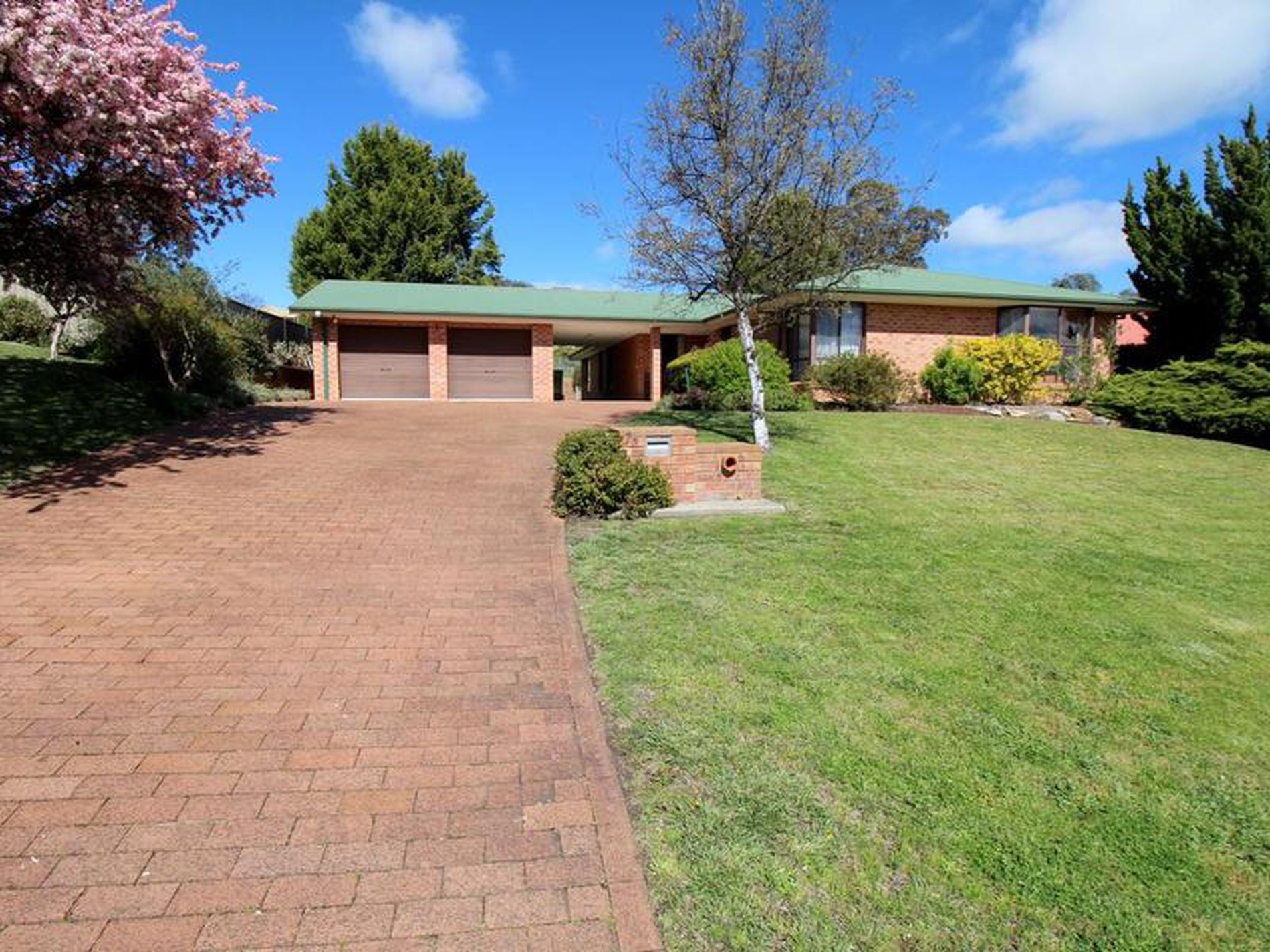 73 Lorimer Street, Llanarth