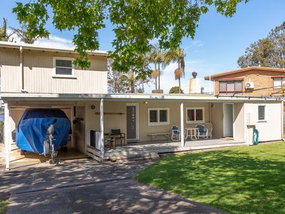 10 Mirrabooka Road, Mallacoota