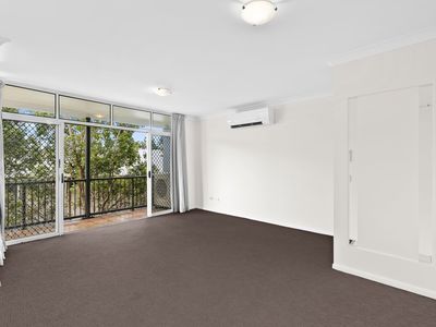 27 / 32 Cadell St, Toowong