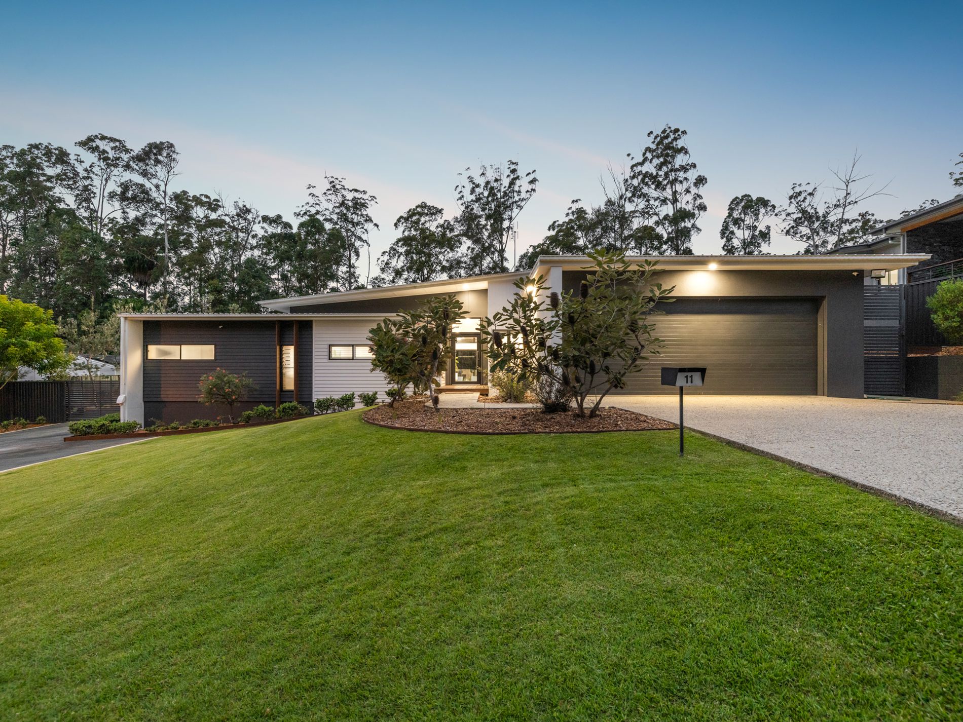 11 Staghorn Close, Palmview