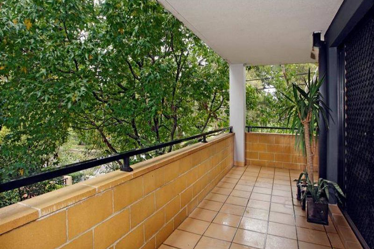 8 / 123 Arthur Street, Homebush West