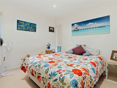 4 Beachview Ave, Berrara