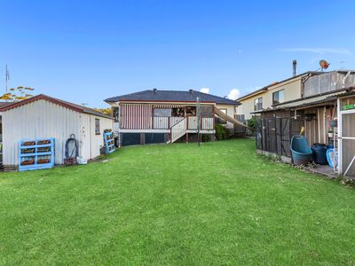 60 Strata Avenue, Barrack Heights