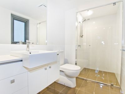 5 / 172 Railway Parade, West Leederville