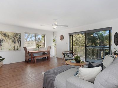 4 / 35 York Street, Coorparoo