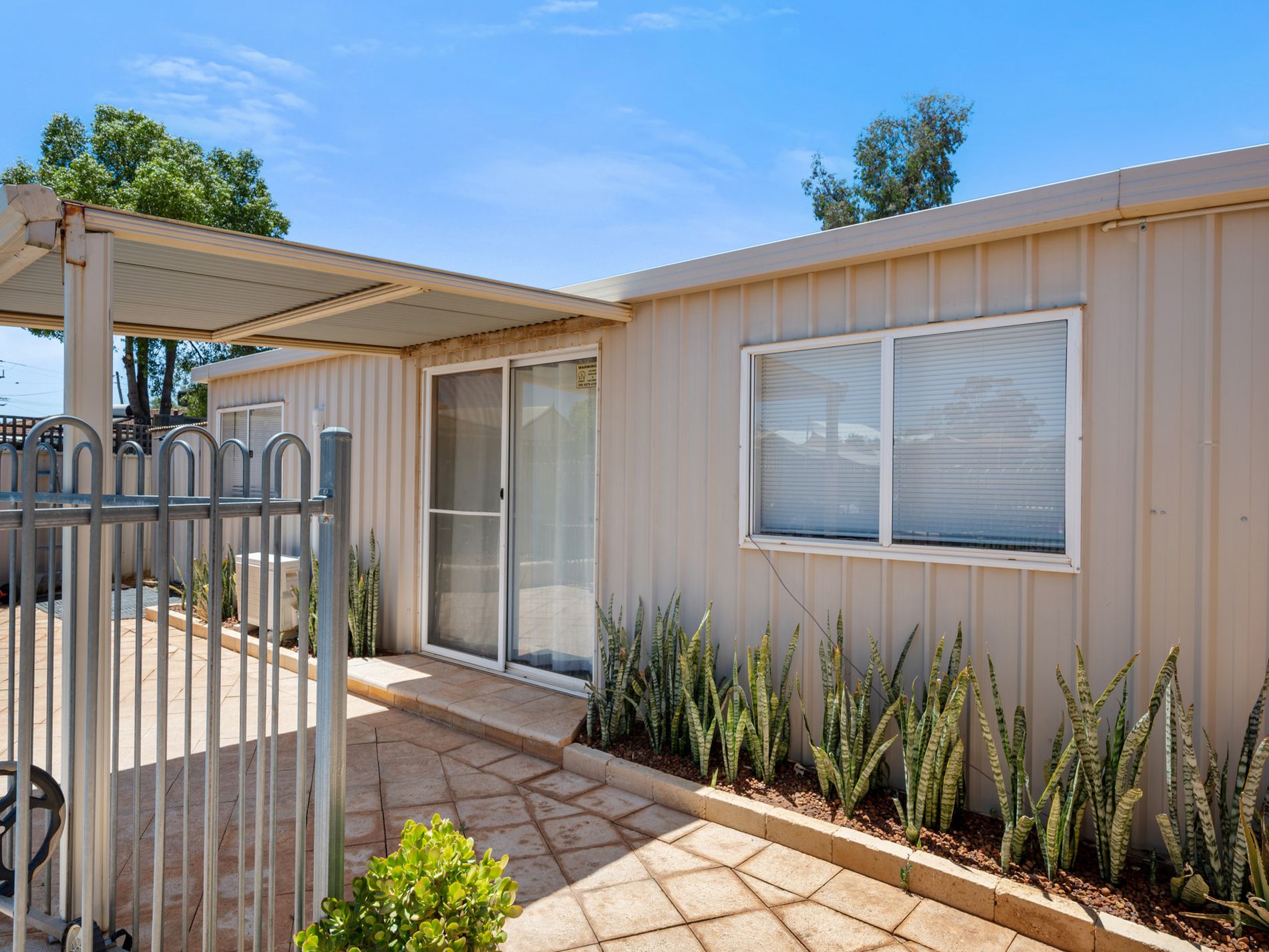 14 Fimister Lane, Hannans