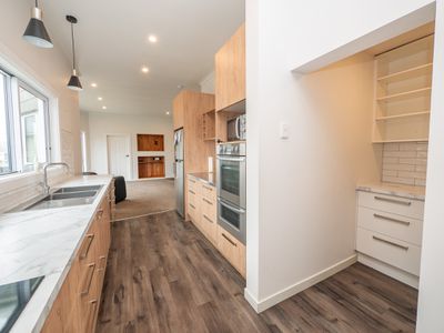 24 Dundonald Street, Tainui