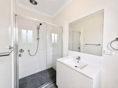 37b Lancing Avenue, Sussex Inlet
