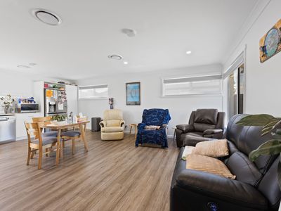 1 / 256 Peel Street West, Summerhill