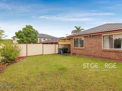 8 Patonga Close, Woodbine