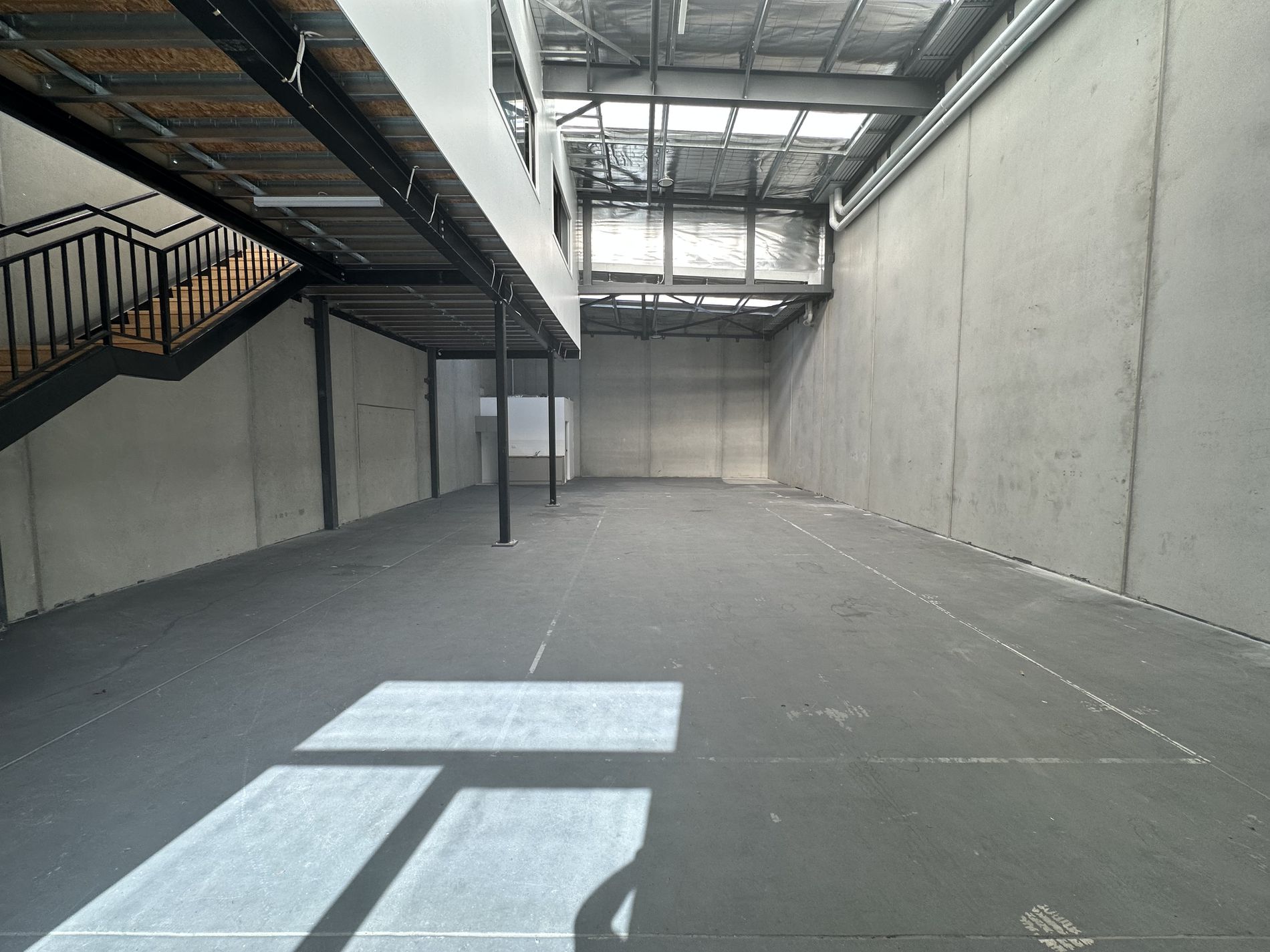 4 / 12 Mc Robert Street, Newport