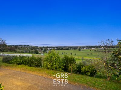 23-33 Aurisch Drive, Narre Warren North