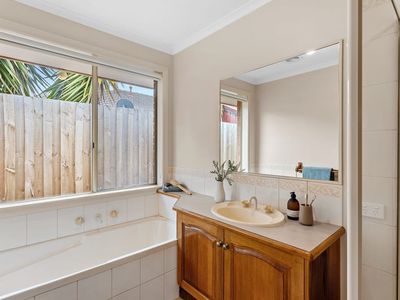 25 Wattle Bird Way, Langwarrin