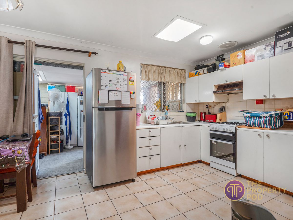 62 Strelitzia Avenue, Forrestfield