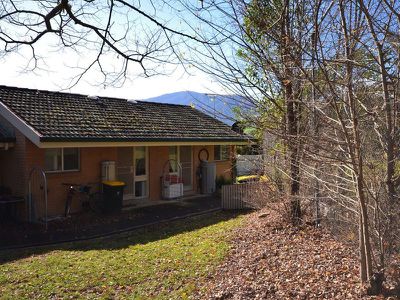 1 / 25 Fairway Avenue , Mount Beauty
