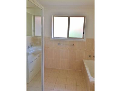 3 Treetops Crescent, Mollymook