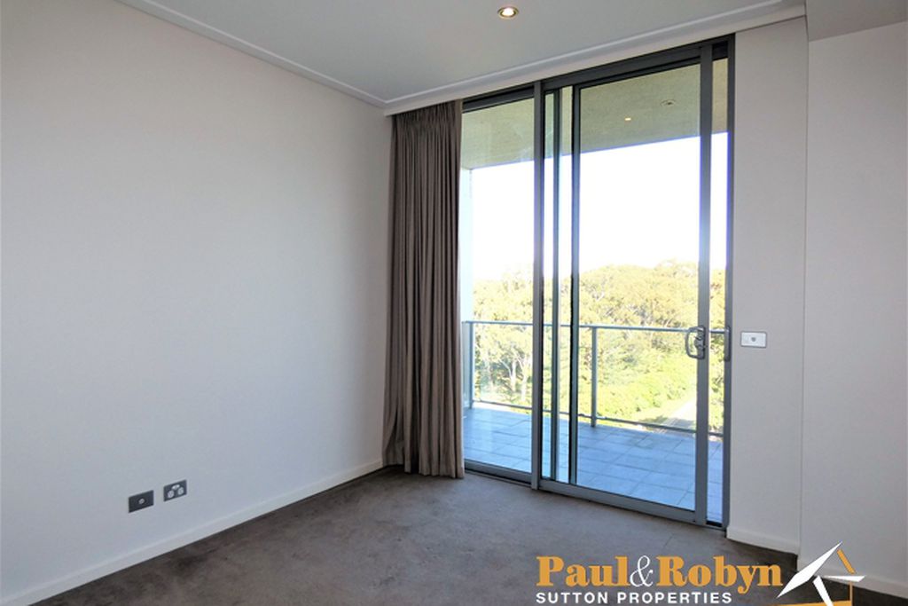 99 / 15 Coranderrk Street, Canberra