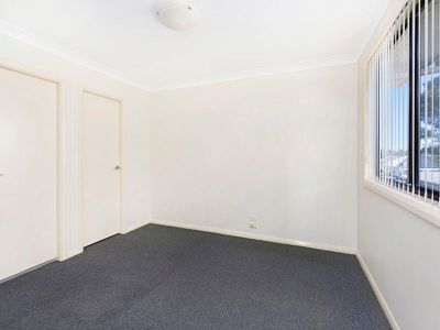 2 / 18 Addison Avenue, Lake Illawarra