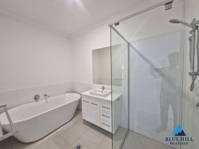 104A Springfield Drive, Lochinvar