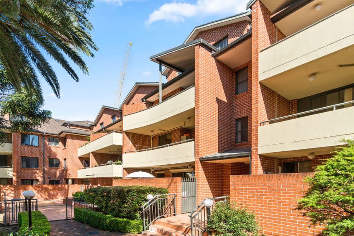 23 / 11 Crane Street, Homebush