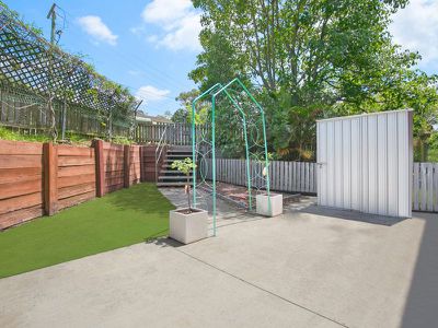 4 / 4 Amie Court, Springwood