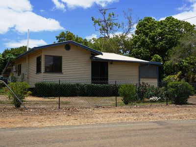 8 Lucey Street, Mount Garnet