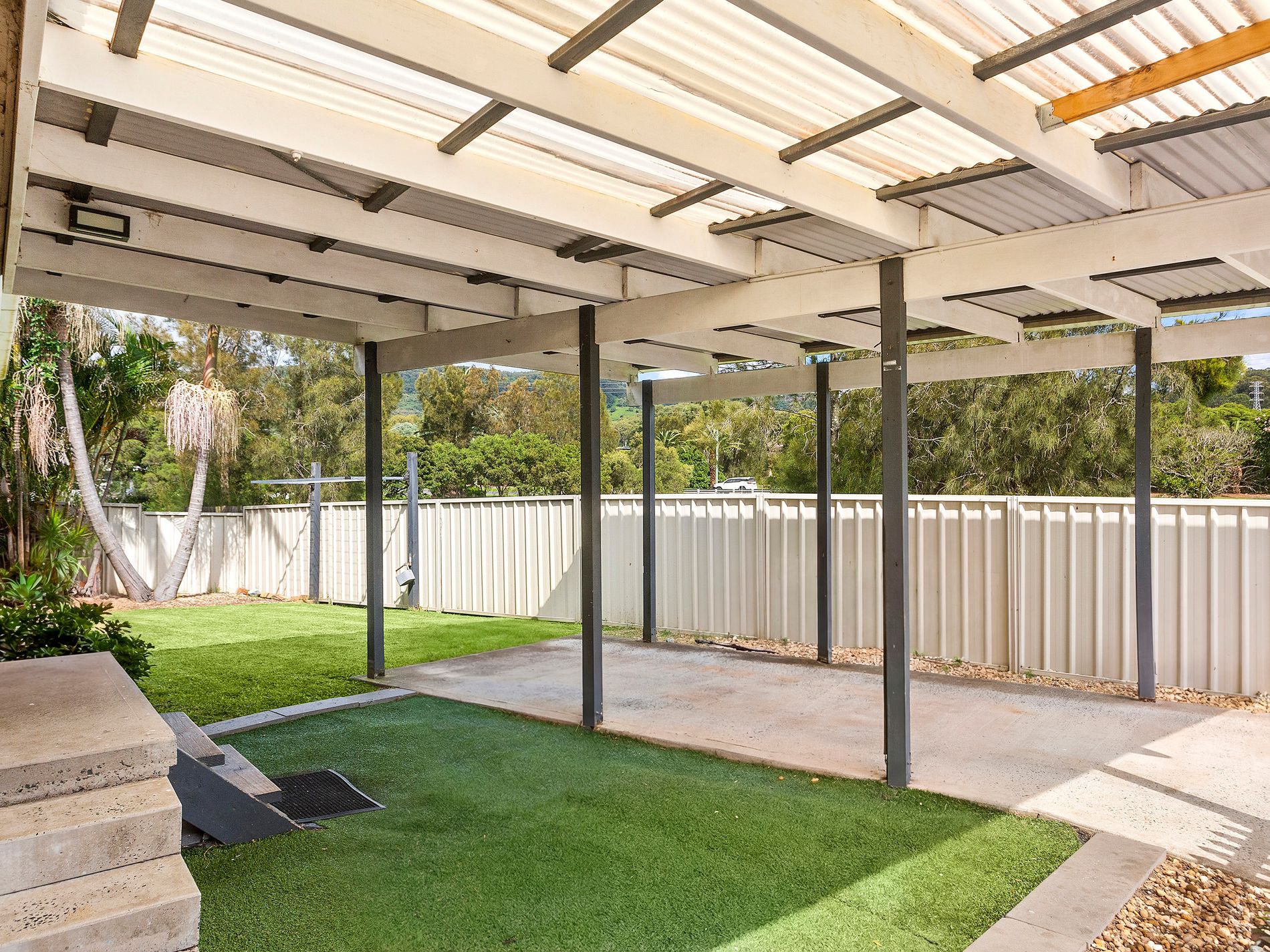 2 / 9 Burdekin Drive, Albion Park