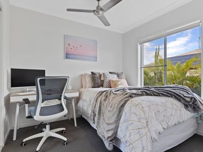 10 Frogmouth Street, Upper Coomera