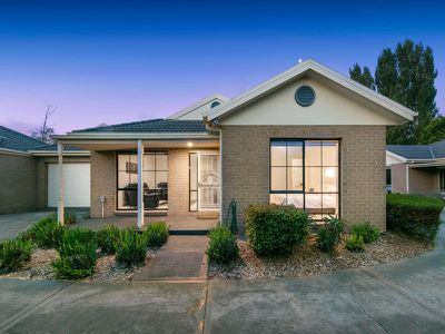2 / 17 Bass Avenue, Rosebud