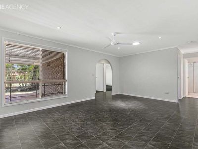 24 Mahogany Street, Kawungan