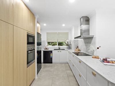 14 Facer Court, Castle Hill
