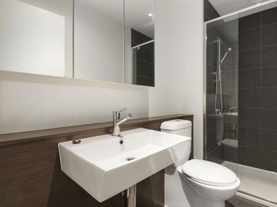 1708B / 11 Rose Lane, Melbourne