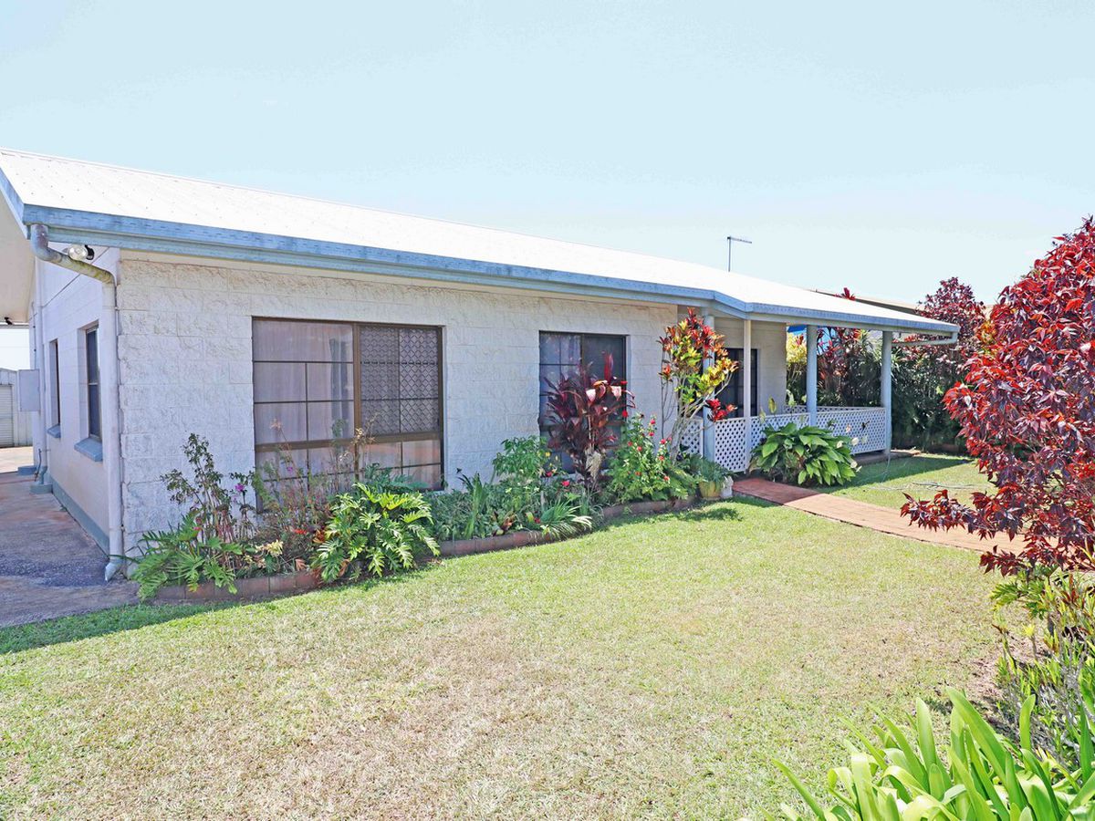 32 Tower Avenue, Atherton