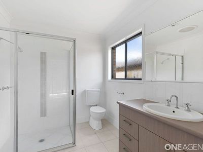 12 Santa Maria Avenue, Urraween
