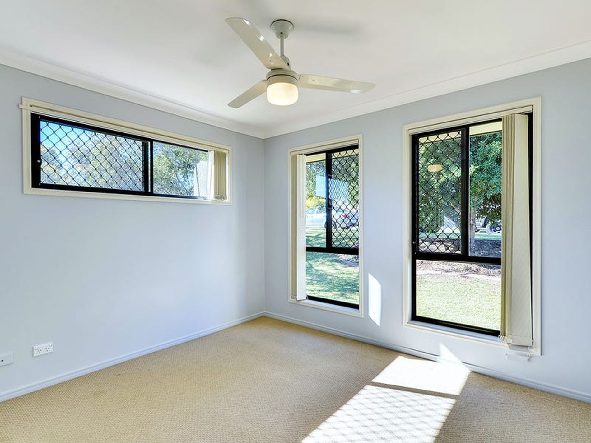 23 Sutherland Crescent, Goodna