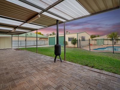 17 Chapman Drive, Somerville