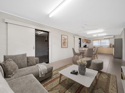 2 / 20 Brennan Street, Manunda