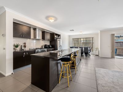 13 Rowan Avenue , Williams Landing