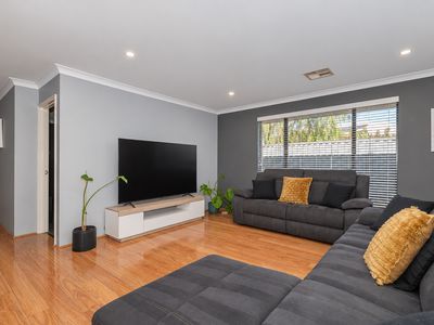 16 Turquoise Road, Byford