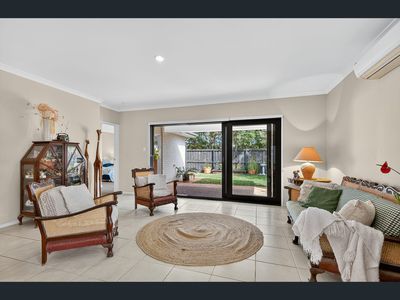 54 Denham Crescent, North Lakes