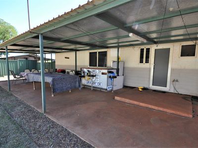 251 Kanberra Drive, Tom Price